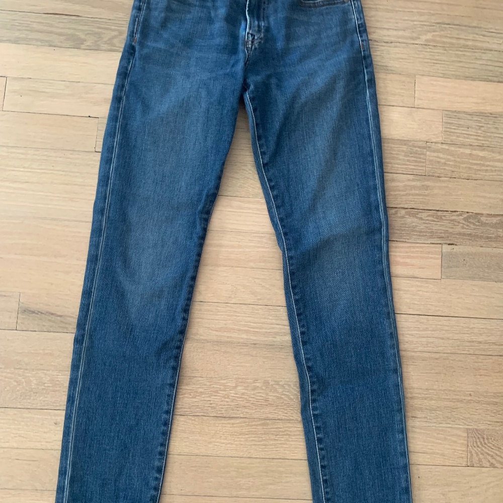 GAP blue jeans women’s 28/32 slim straight